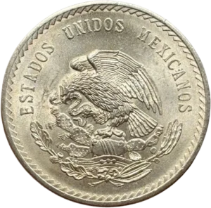 Un aigle posé sur un cactus tenant dans son bec et sa griffe un serpent, en dessous une branche de chêne et une autre d'olivier liées par un ruban.