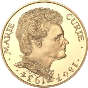 Buste de Marie Curie à droite.