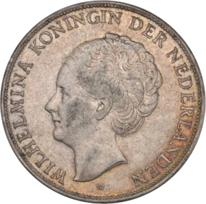 Tête de la reine Wilhelmina à gauche.