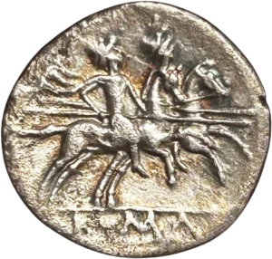 Les Dioscures, Castor et Pollux à cheval, galopant à droite, nus avec le manteau flottant sur l'épaule, coiffés d'un bonnet surmonté d'une étoile, tenant chacun une javeline; à l'exergue, ROMA.