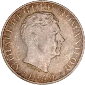 Tête de Mihai Ier à droite.