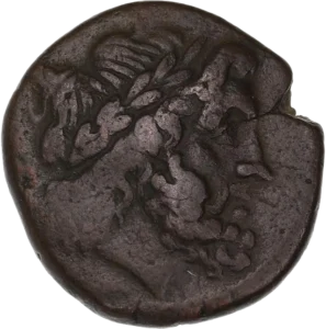 Tête de Zeus à droite.