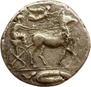 Lièvre bondissant à droite.